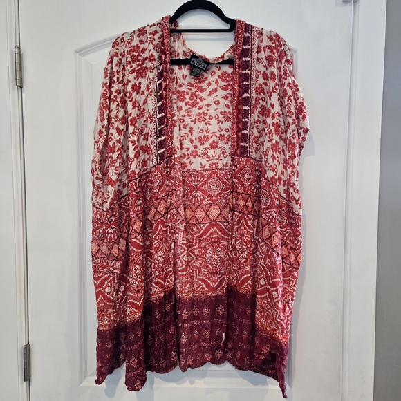 Angie Tops - Angie Red White Floral Geometric Boho Crinkle Knee Dress Womens Size L